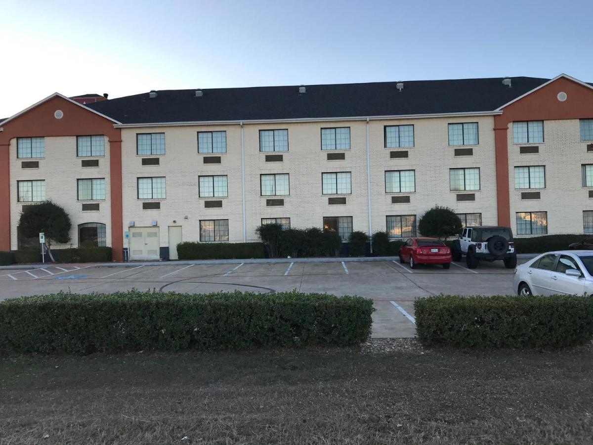 Quality Inn And Suites Fort Worth Exterior foto